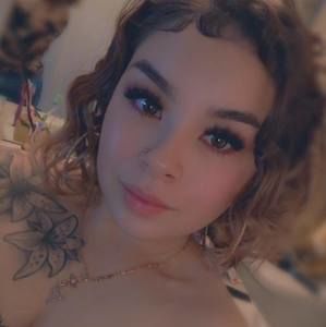 Meet your Posher, Virginia